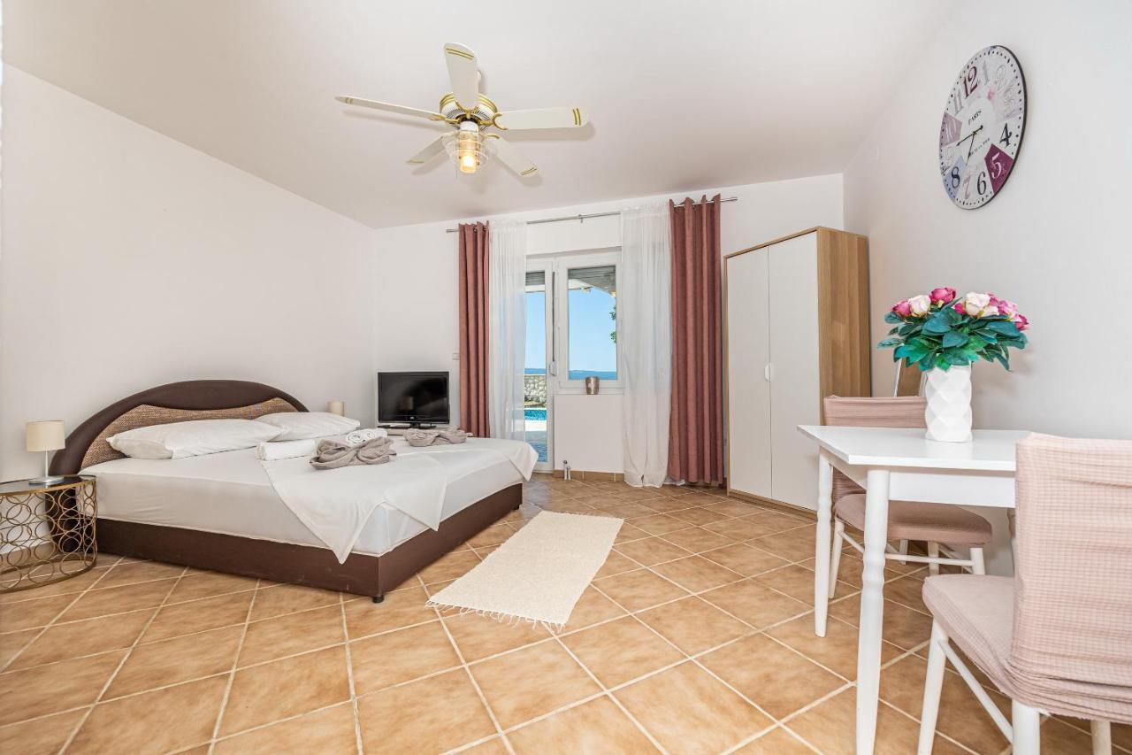 דראמליי Bella Adria Apartmani מראה חיצוני תמונה