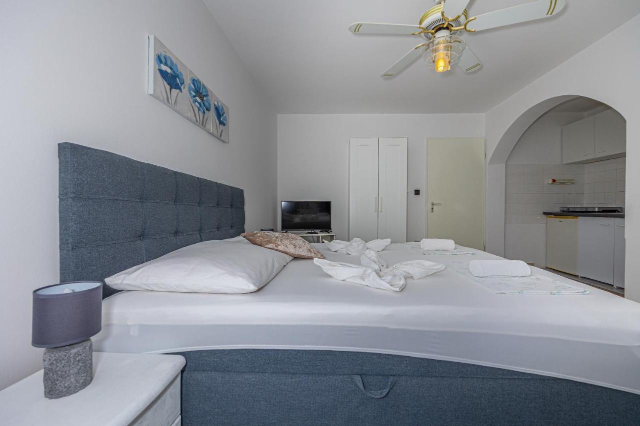 דראמליי Bella Adria Apartmani מראה חיצוני תמונה