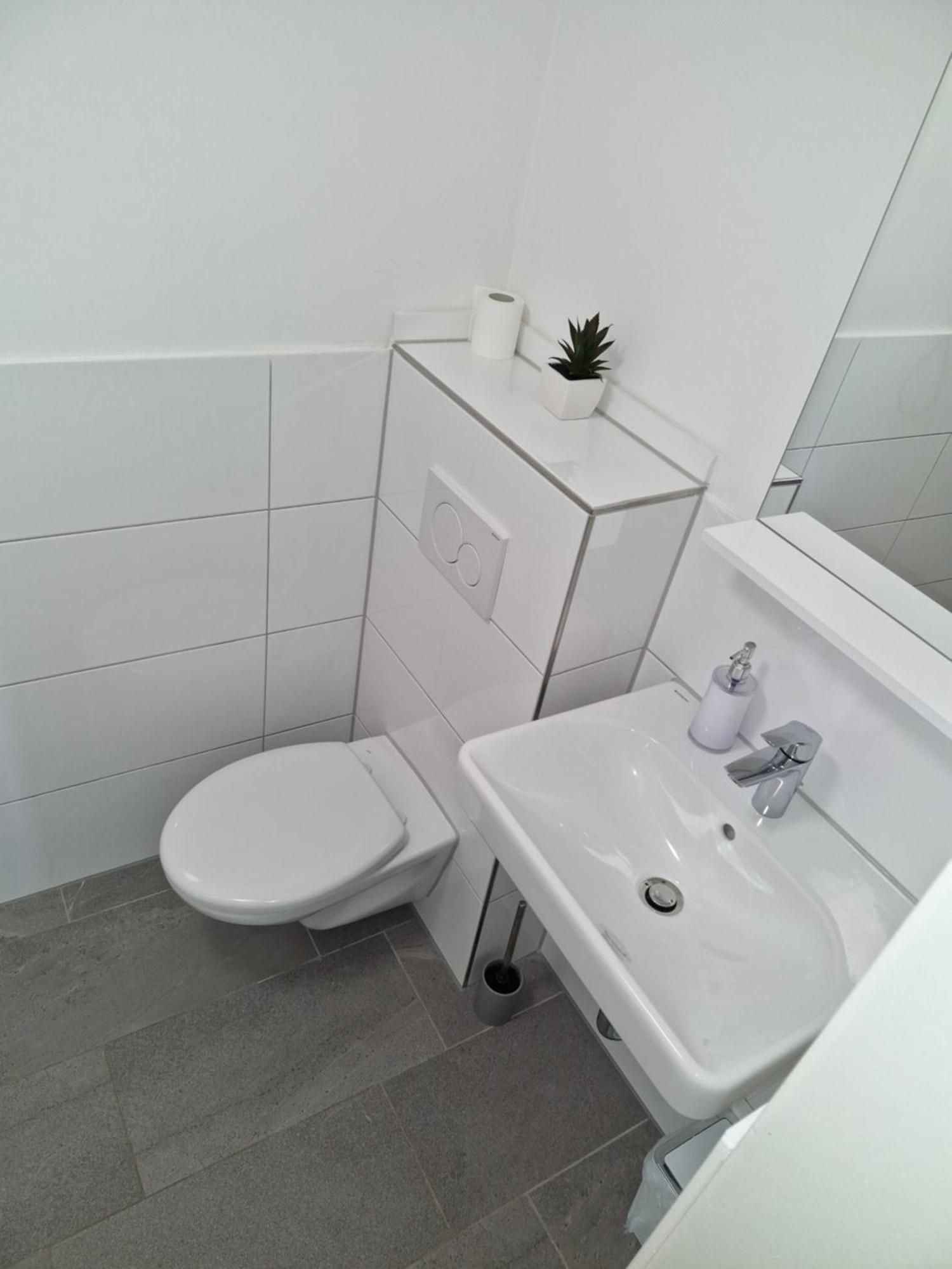 דראמליי Bella Adria Apartmani מראה חיצוני תמונה
